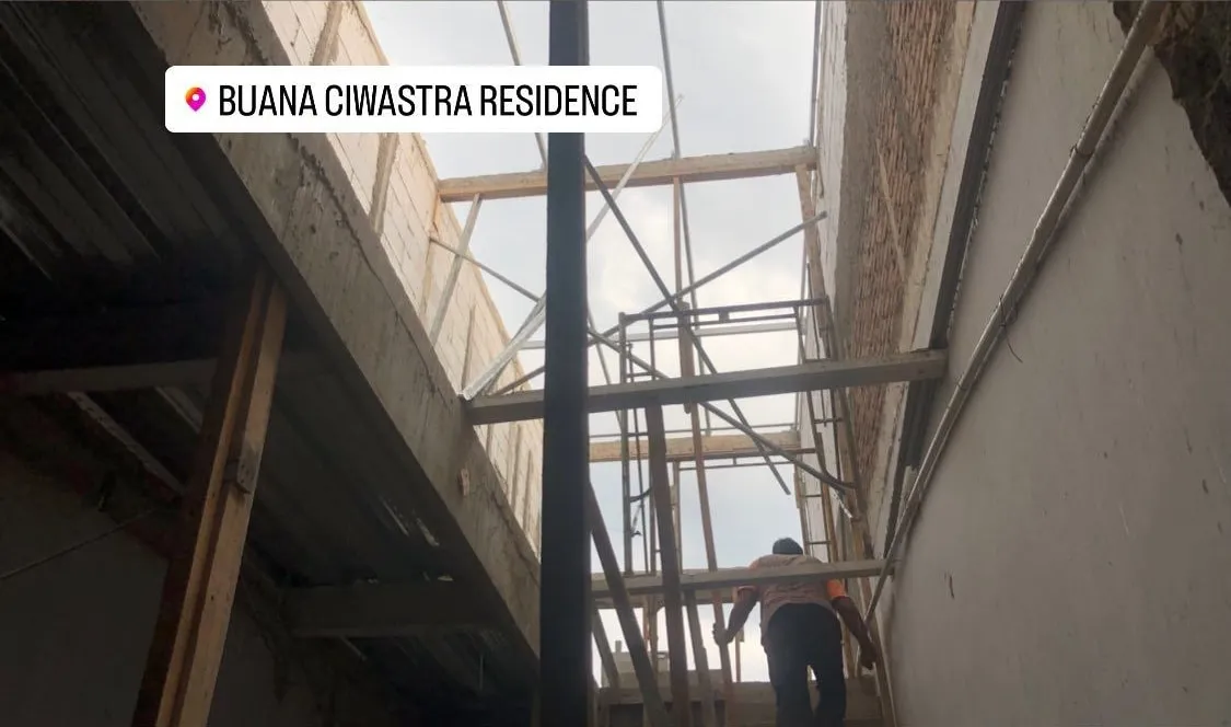 Rumah di Buana Ciwastra Residence — Tahap struktur